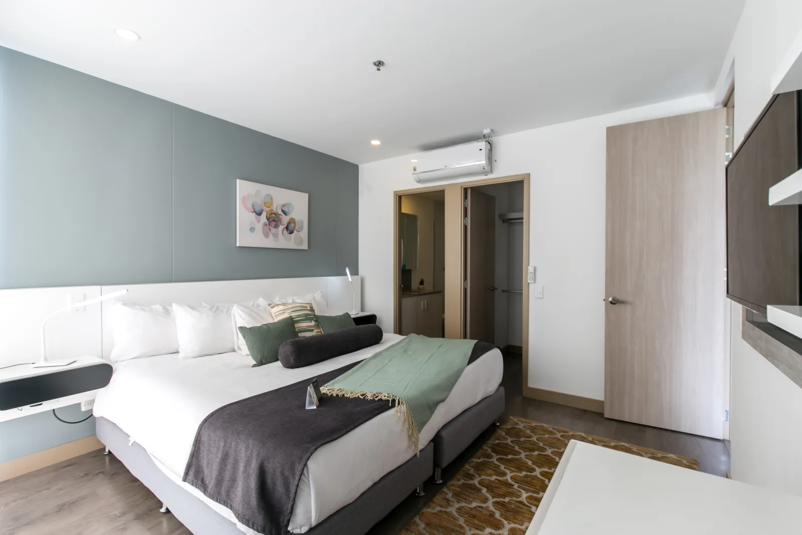 Spacious bedroom with air conditioning in the apartment for sale at Soul Lifestyle